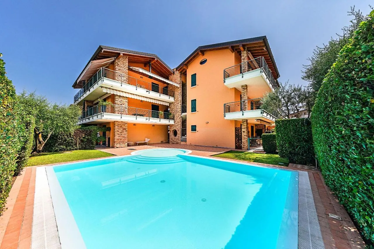 Annamaria 9 Apartment By Wonderful Italy Sirmione Italy