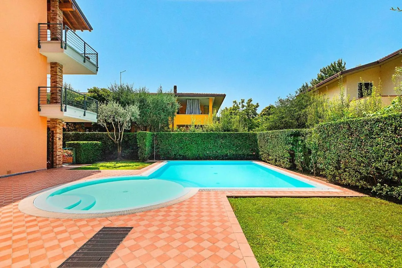Annamaria 9 Apartment By Wonderful Italy contacts